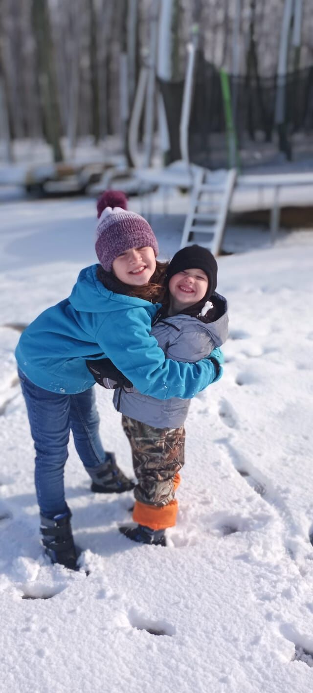 Grace and Hank Duffer in Clays Mill